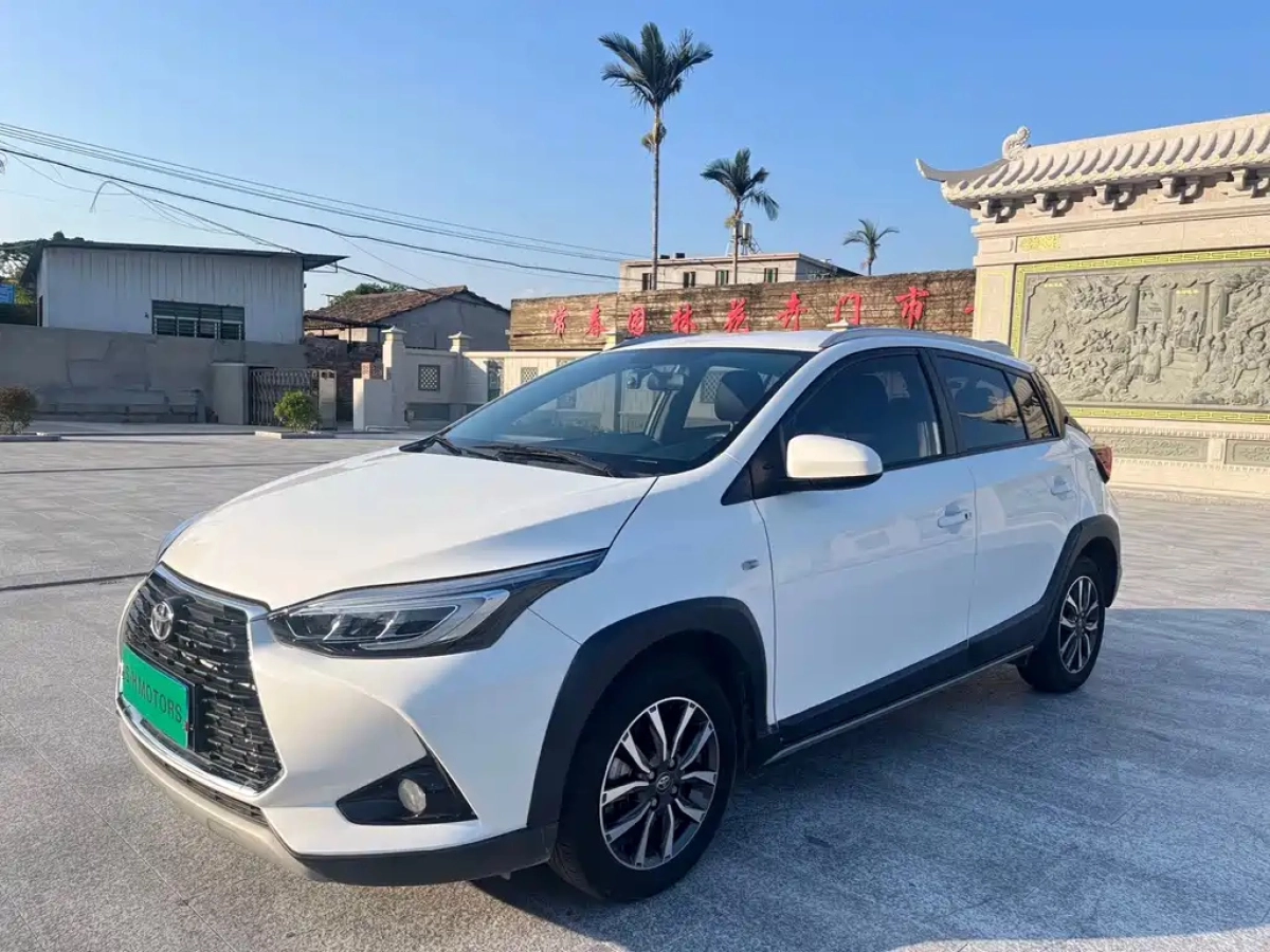 TOYOTA YARIS L DAZZLING  2022