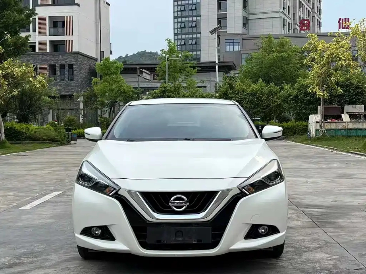NISSAN LANNIA