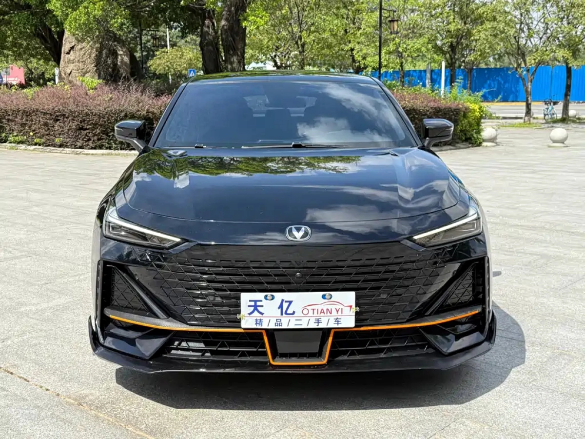 CHANGAN UNI-V