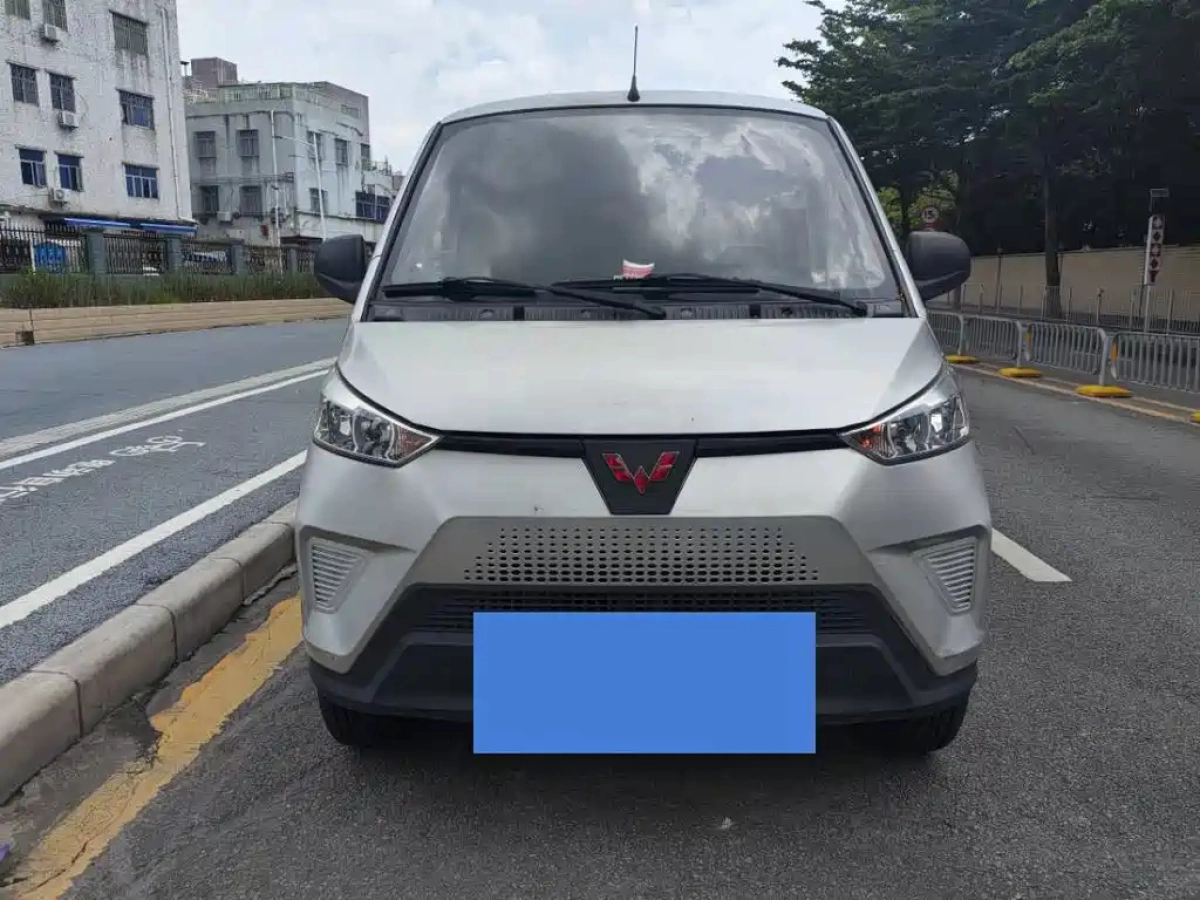 SGMW WULING EV50  2021