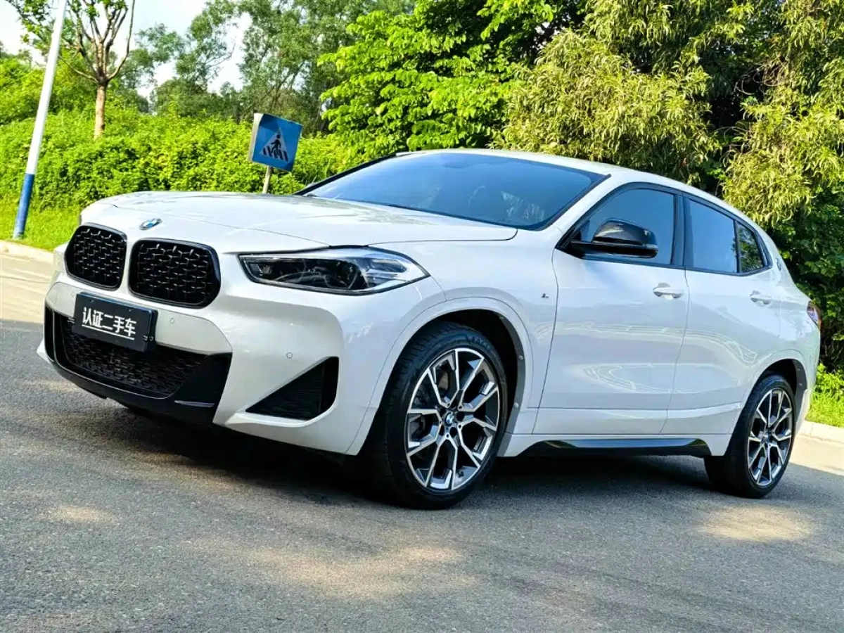 BMW X2