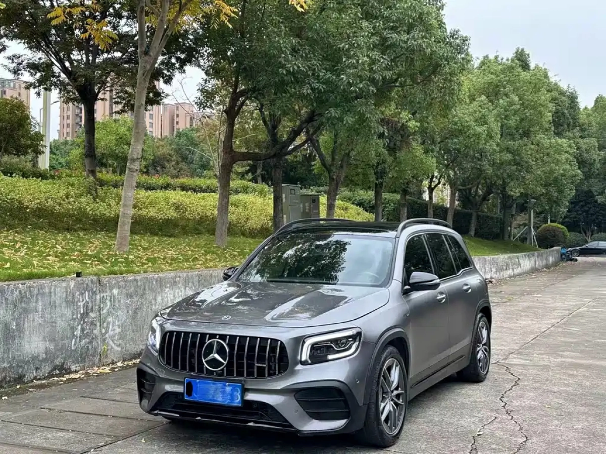 MERCEDES BENZ GLB AMG  2022