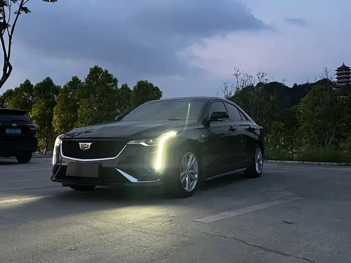 CADILLAC CT4