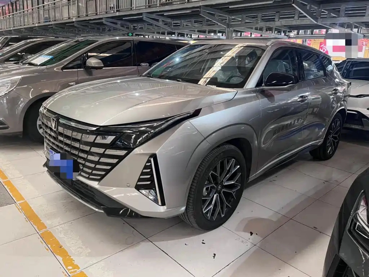 CHANGAN UNI-Z  2024
