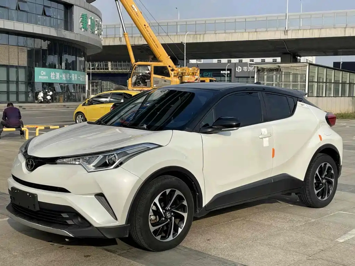 TOYOTA IZOA  2021