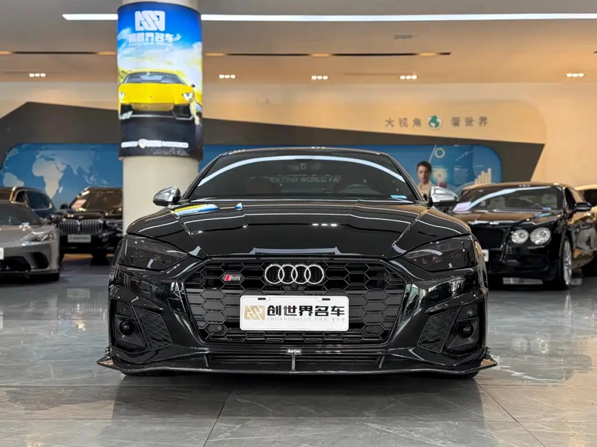 AUDI S5