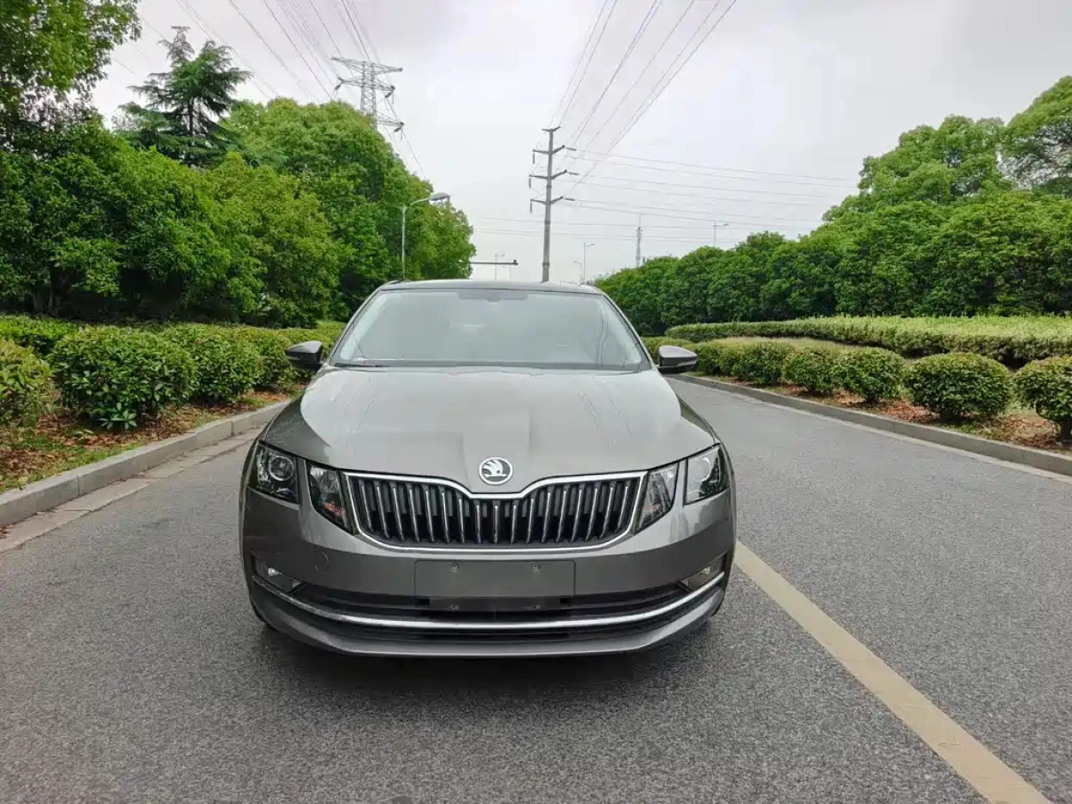 SKODA OCTAVIA