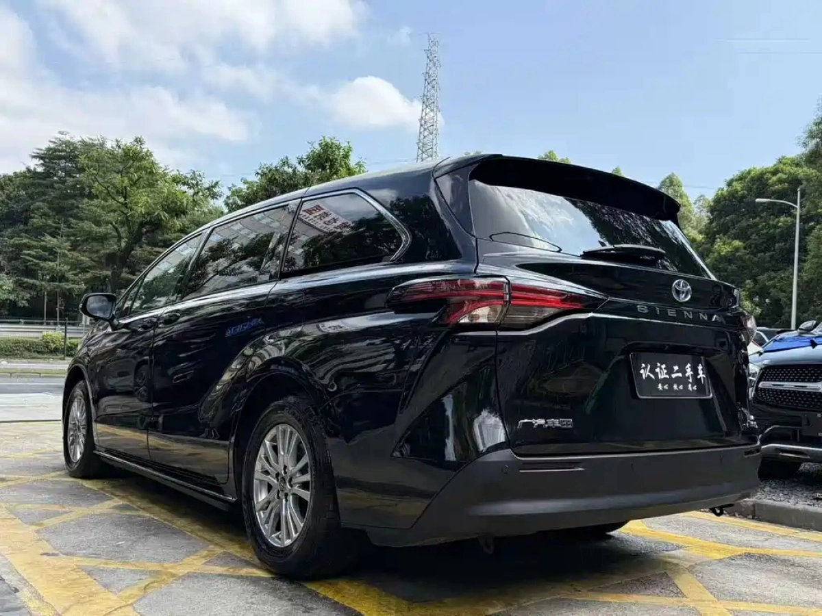 TOYOTA SIENNA SIENNA
