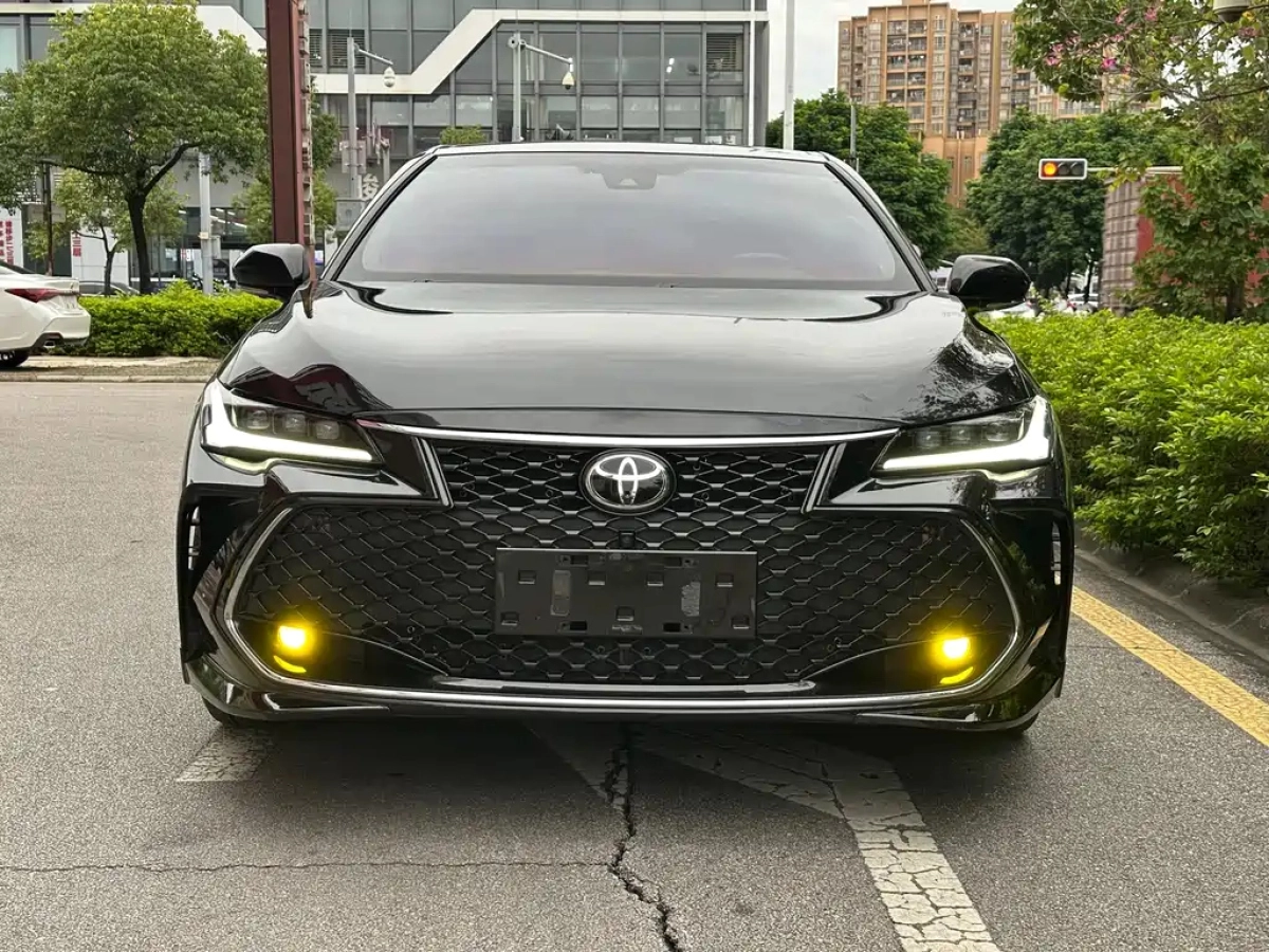 TOYOTA AVALON