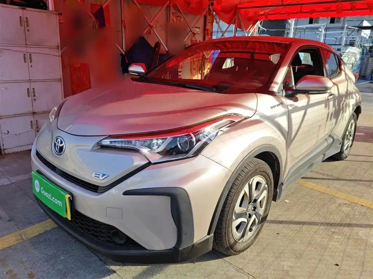 TOYOTA C-HR EV