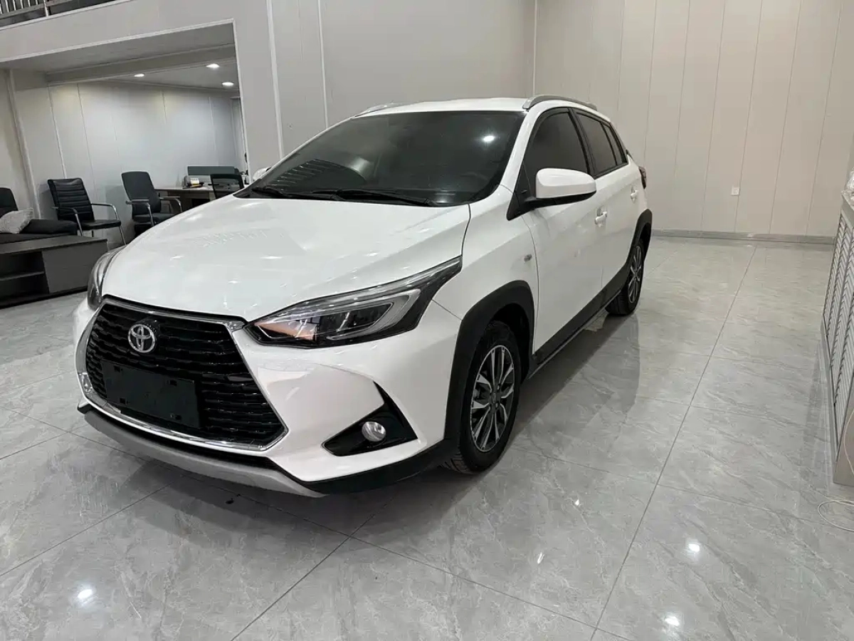 TOYOTA YARIS L DAZZLING  2022