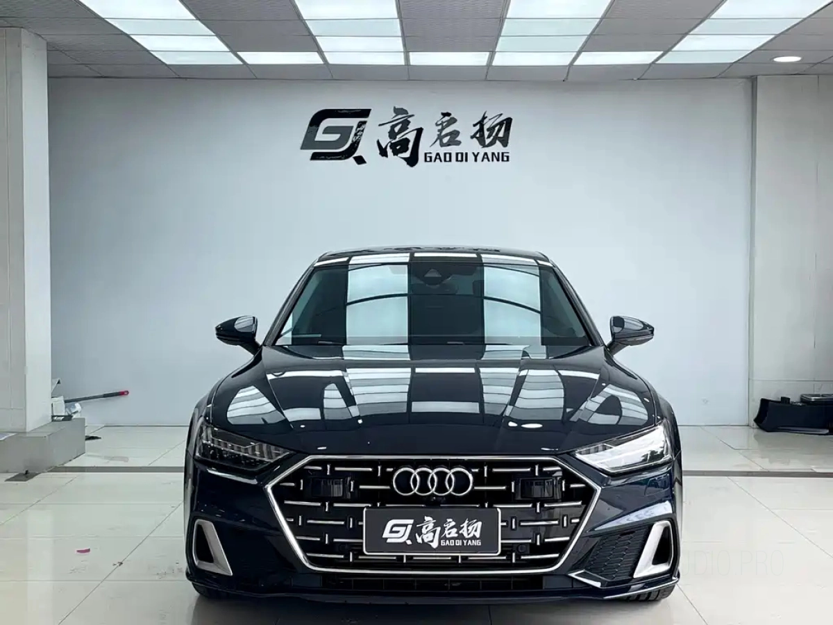 AUDI A7L