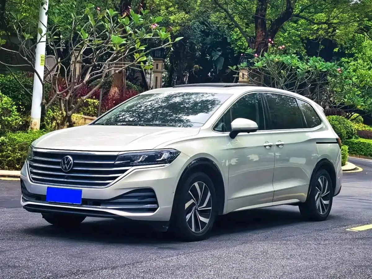 VOLKSWAGEN VILORAN  2020