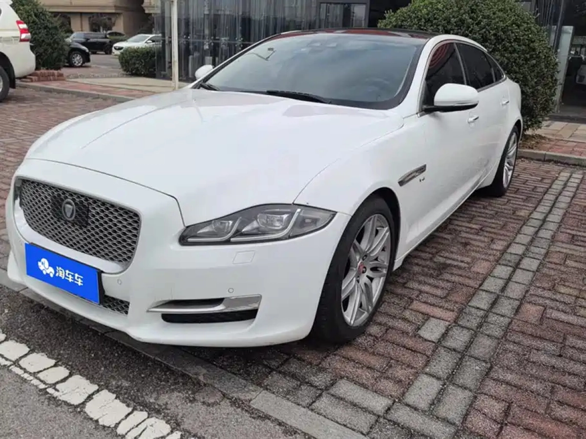 JAGUAR XJ  2019
