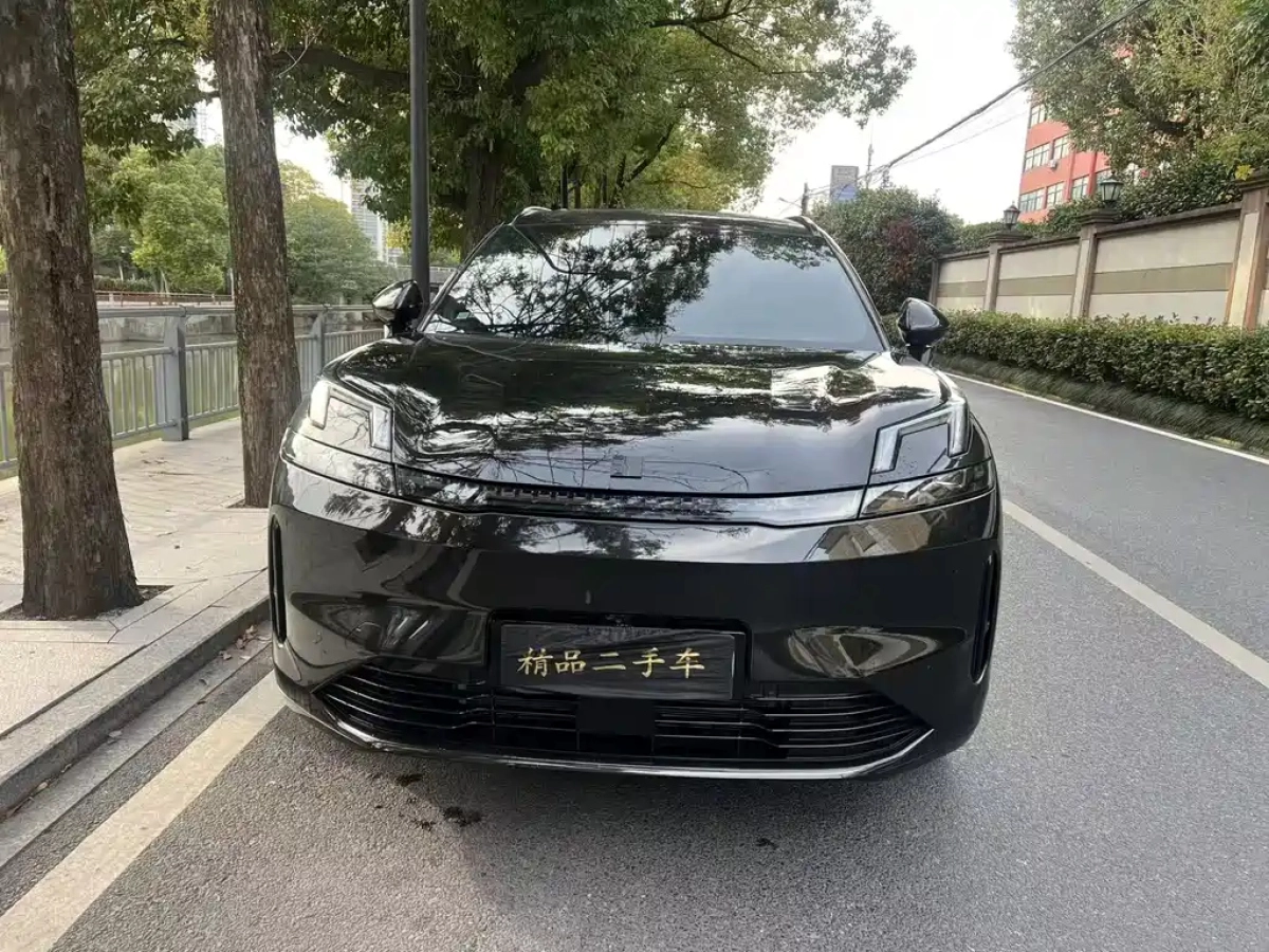 LYNK&CO 08 NEW ENERGY