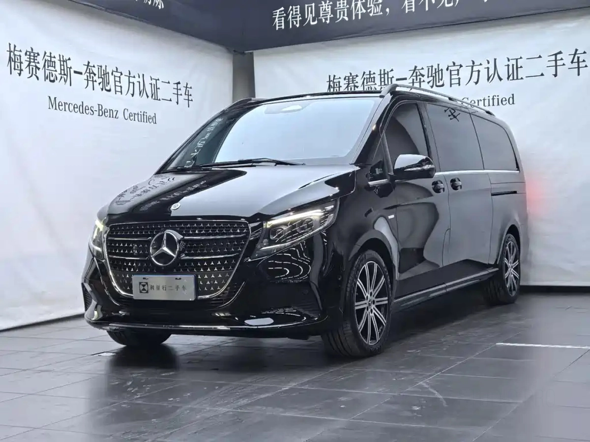 MERCEDES BENZ V-CLASS  2025