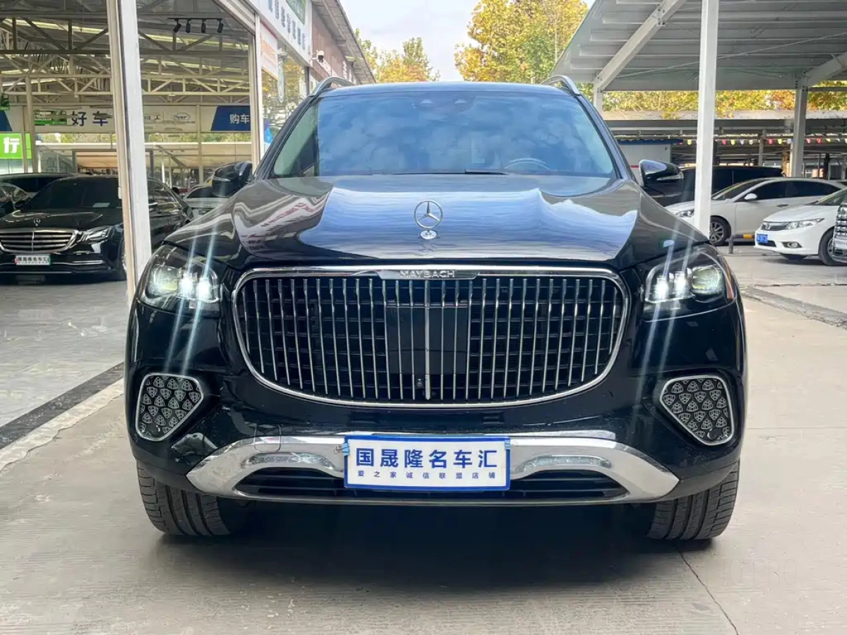 MERCEDES BENZ GLS