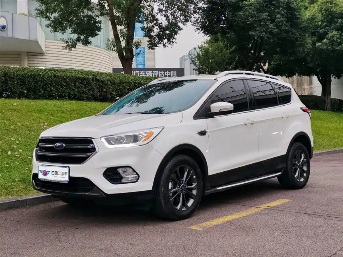 FORD ESCAPE  2020