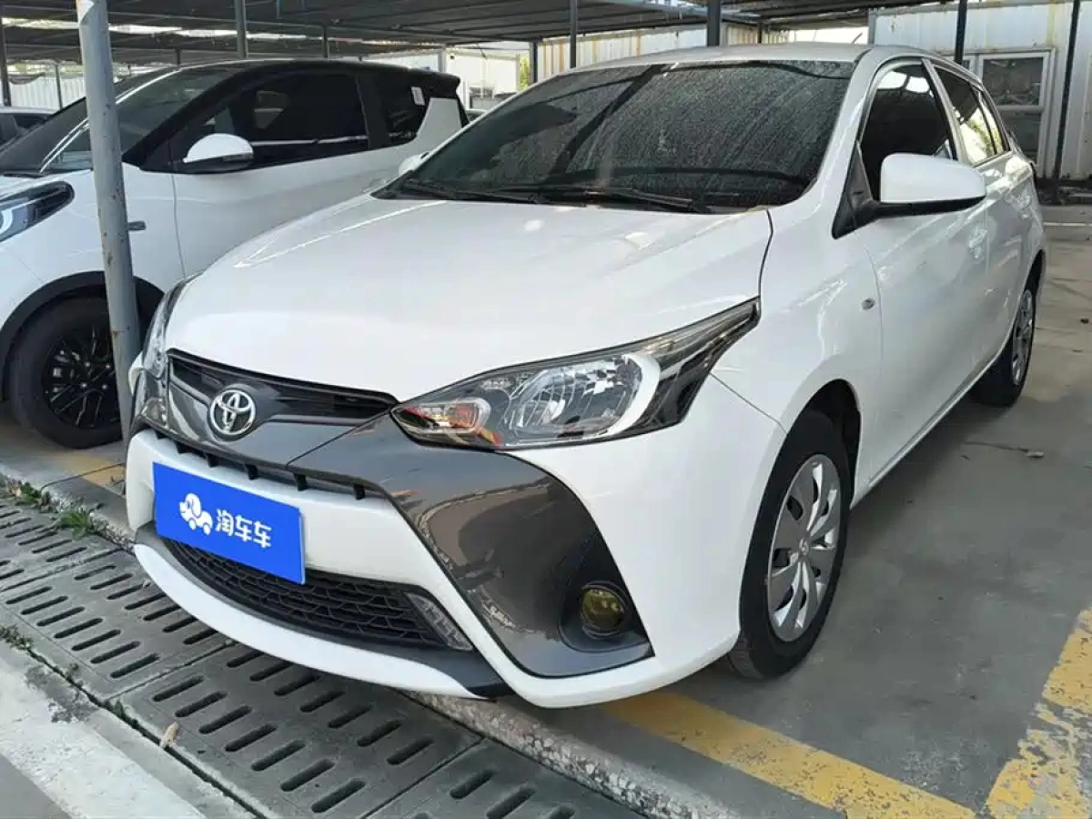 TOYOTA YARIS L INDULGENCE  2023