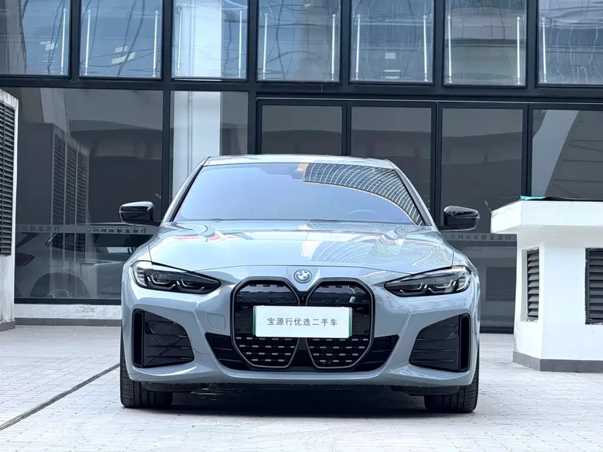 BMW I4