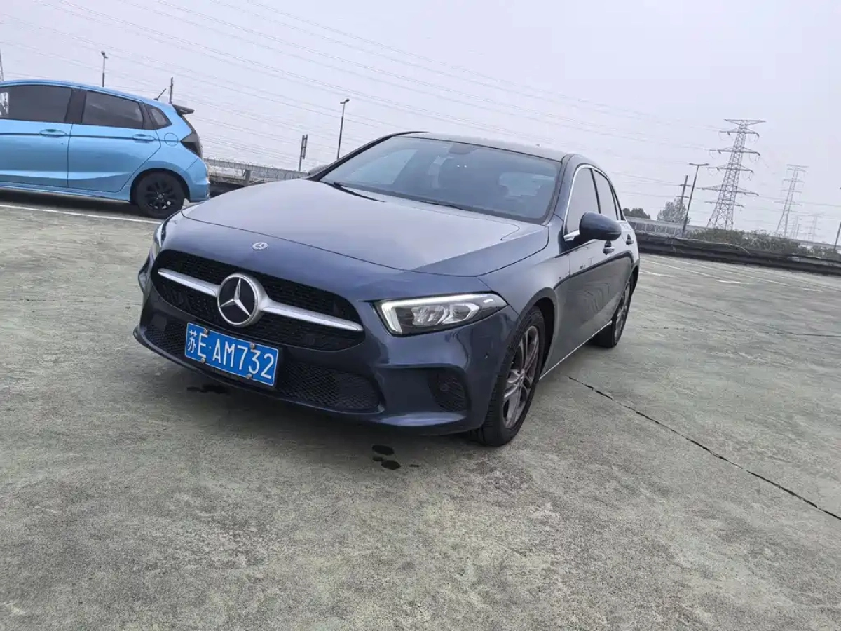 MERCEDES BENZ A-CLASS IMPORT  2020