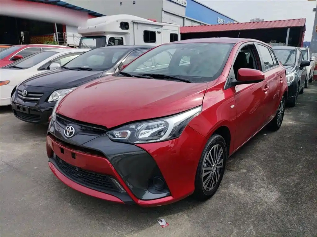 TOYOTA YARIS L DAZZLING  2021