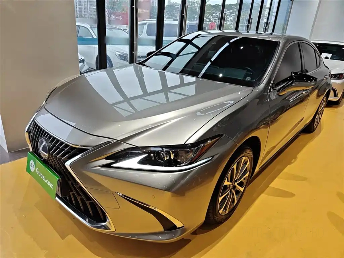 LEXUS ES  2021
