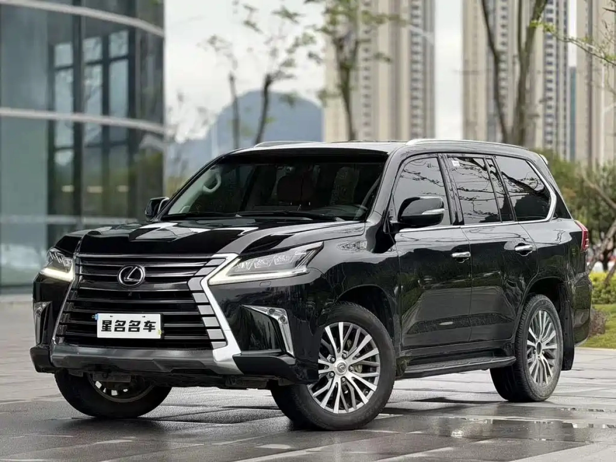 LEXUS LX
