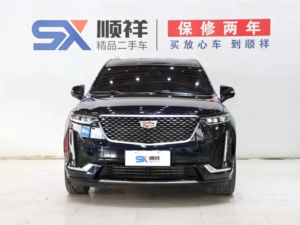 CADILLAC XT6