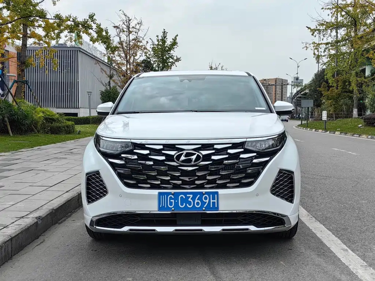 HYUNDAI CUSTO