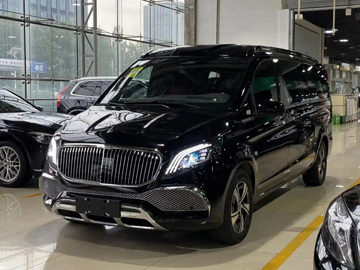 MERCEDES BENZ VITO  2025