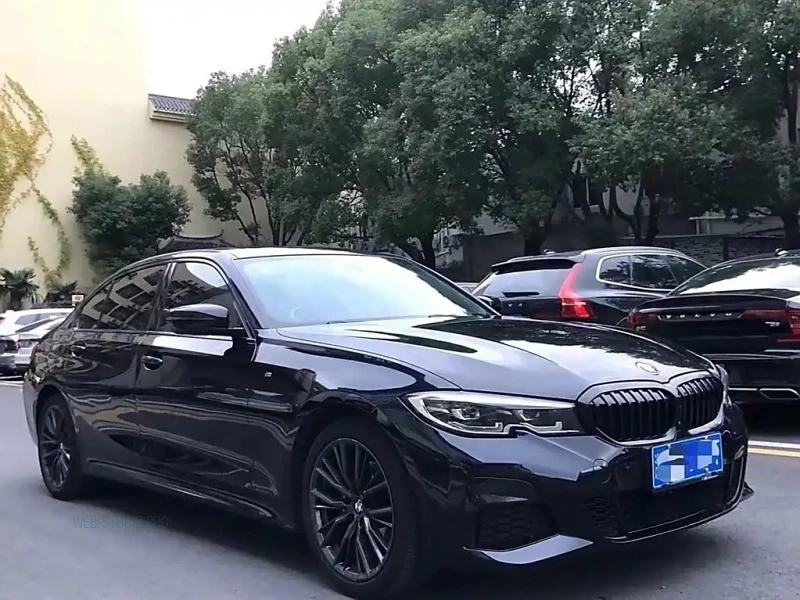 BMW 3-SERIES
