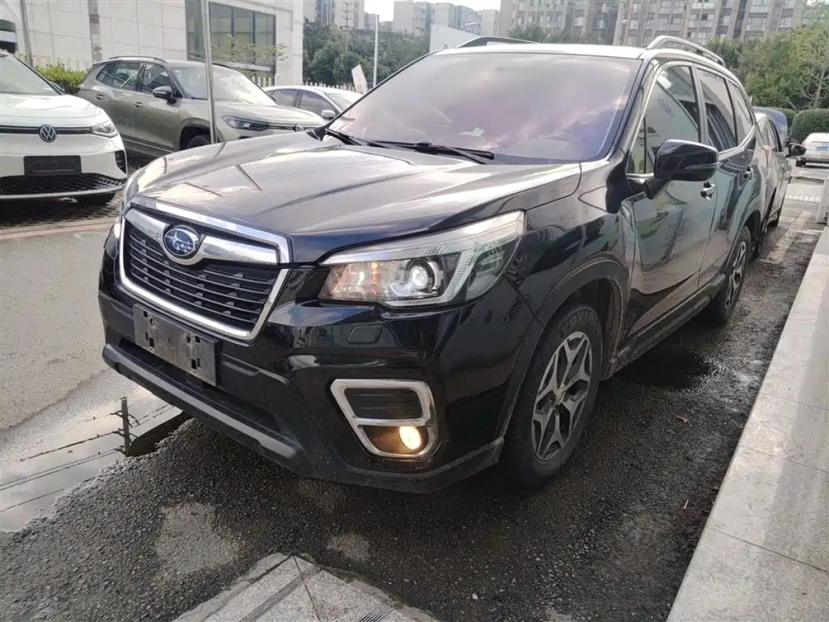 SUBARU FORESTER  2019
