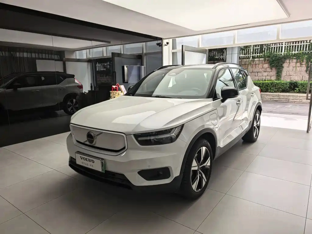 VOLVO XC40 NEW ENERGY  2021
