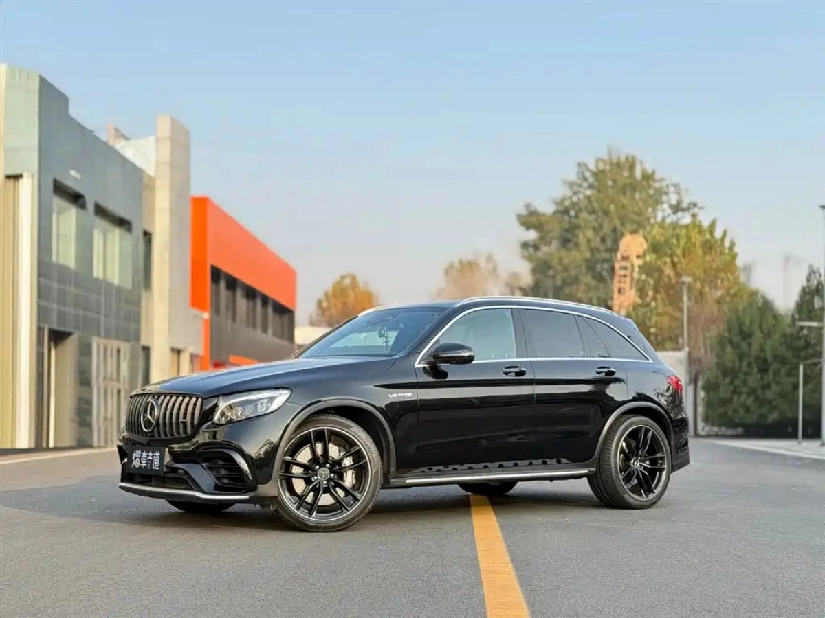 MERCEDES BENZ GLC AMG  2019