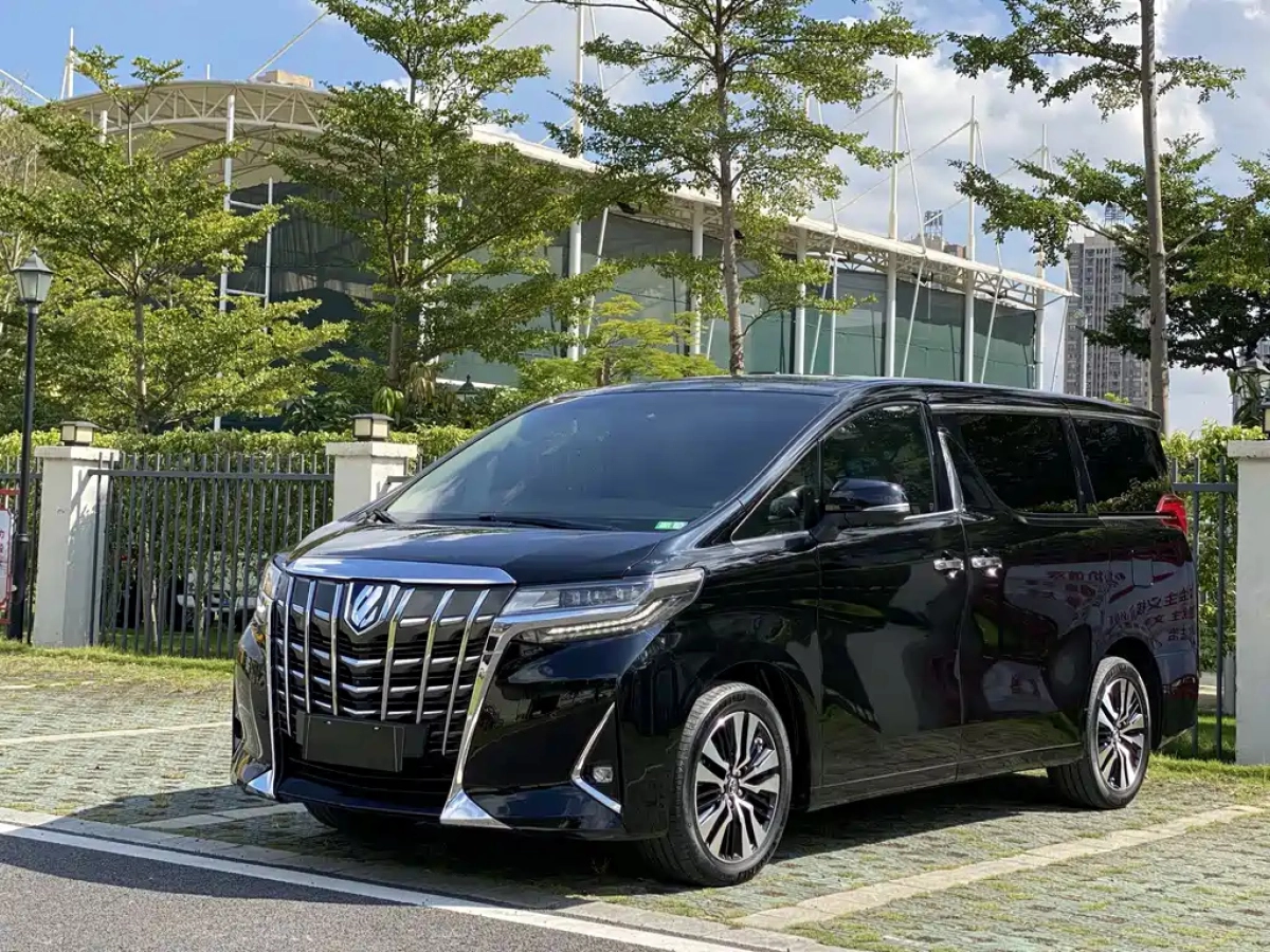 TOYOTA ALPHARD