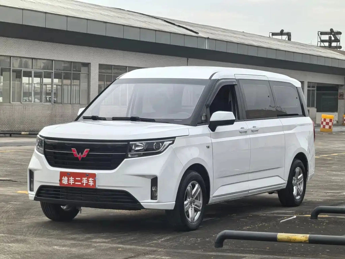 SGMW WULING JOURNEY  2023