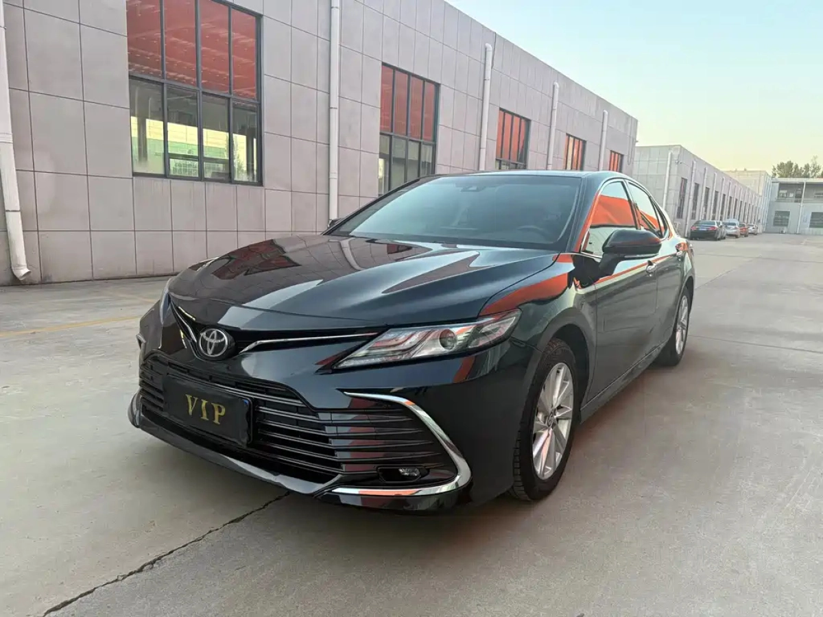 TOYOTA CAMRY  2023