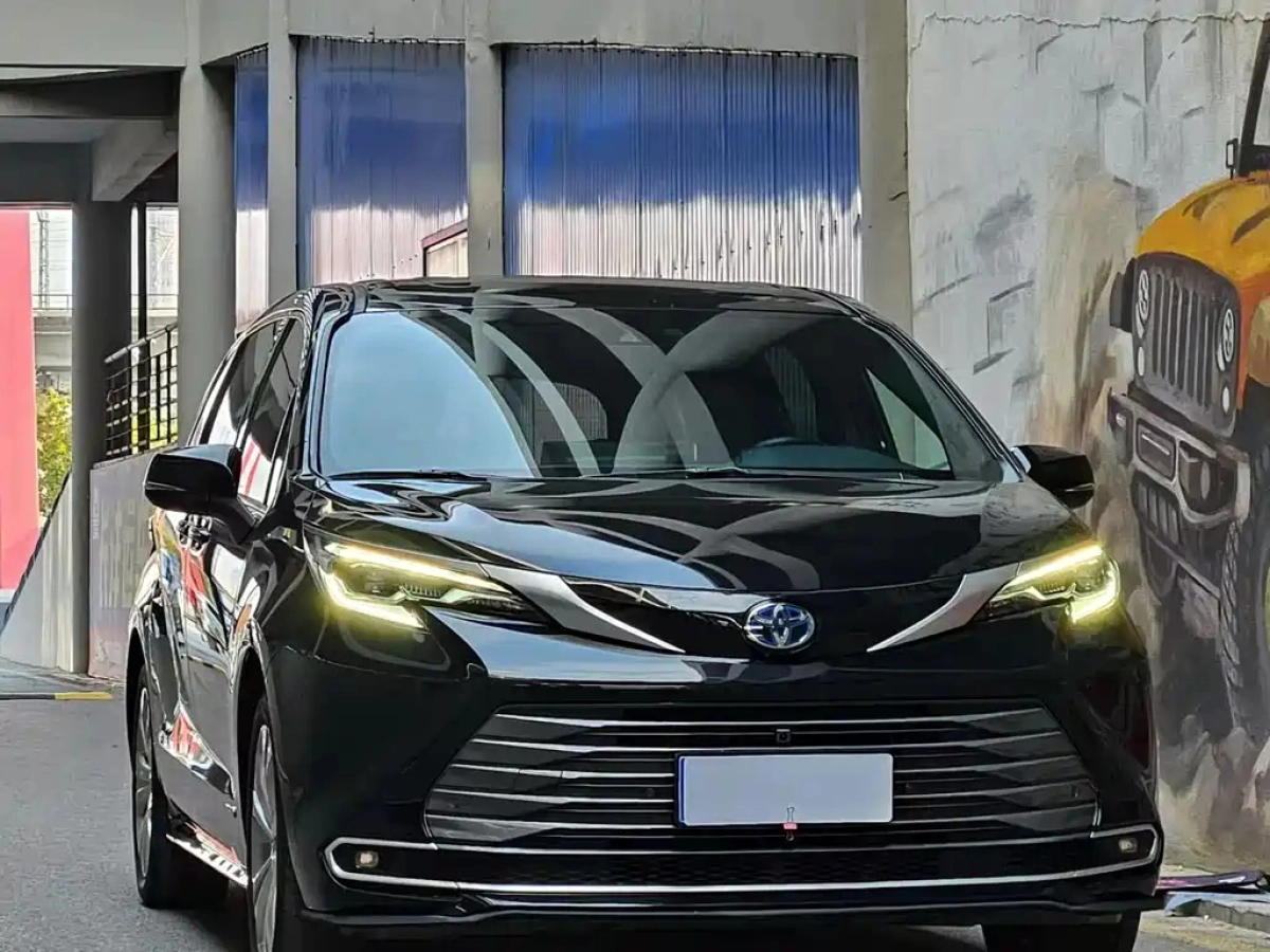 TOYOTA SIENNA SIENNA  2024