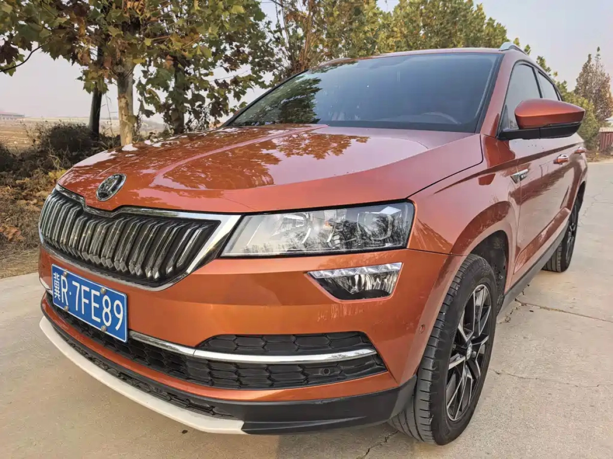 SKODA KAROQ  2020