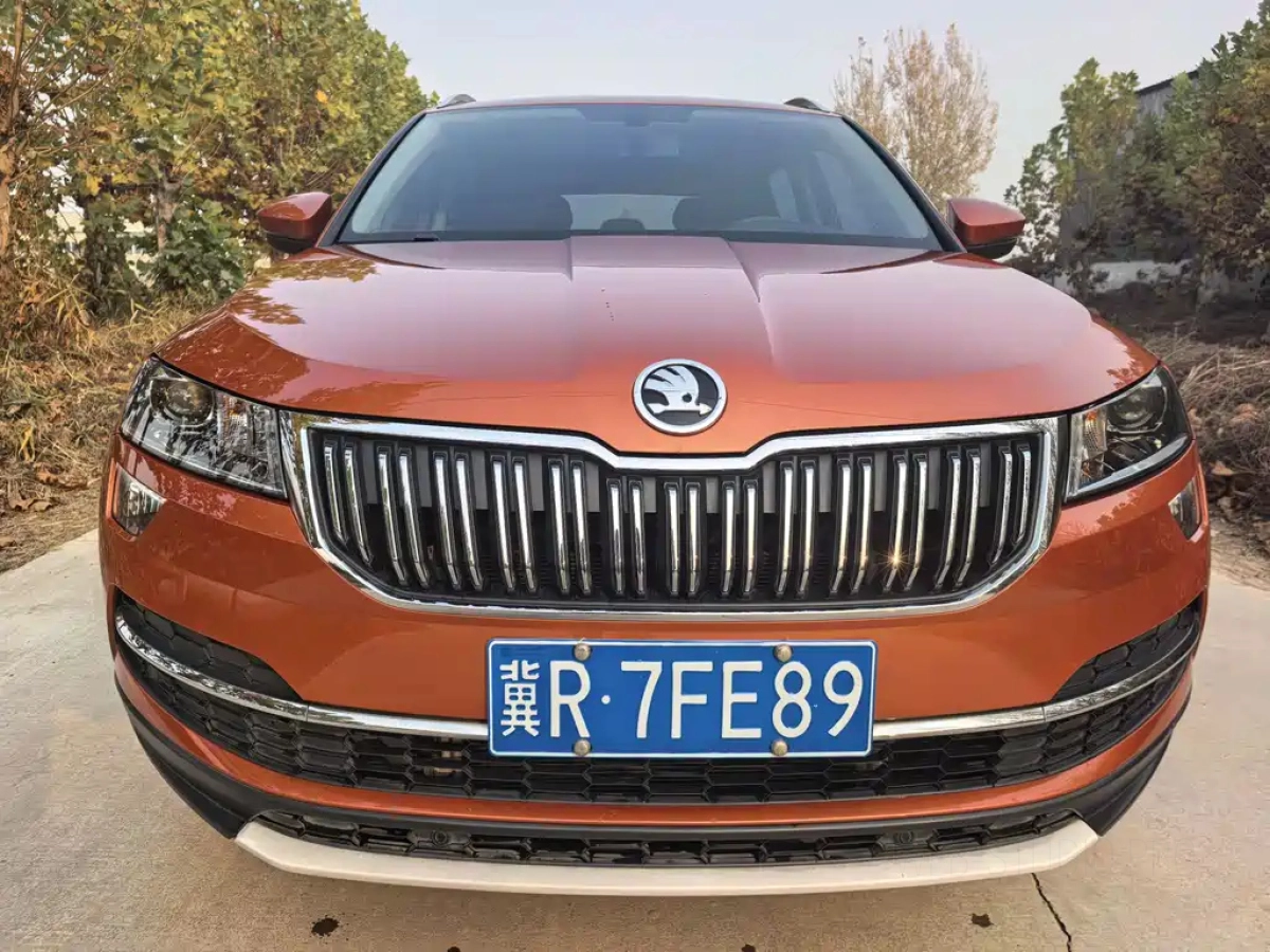 SKODA KAROQ