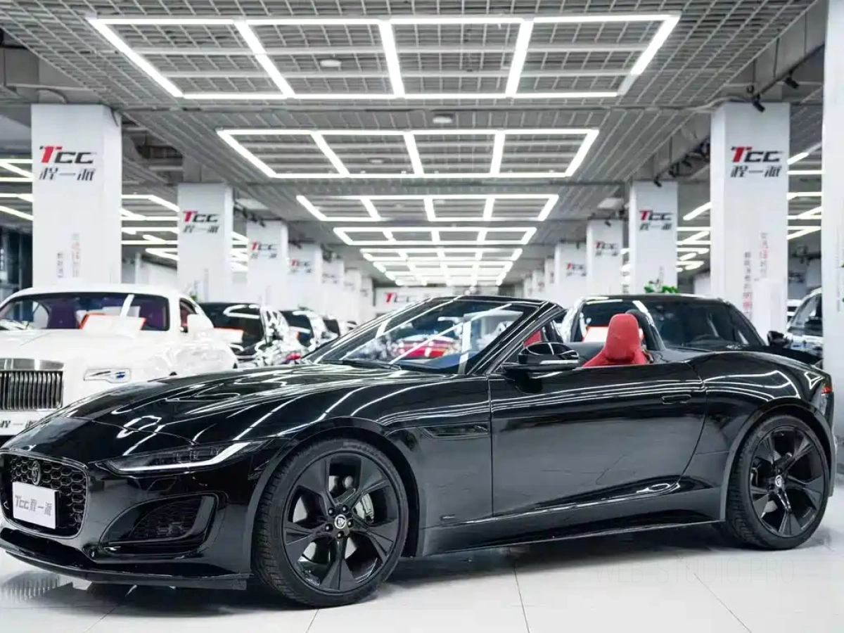 JAGUAR F-TYPE  2024