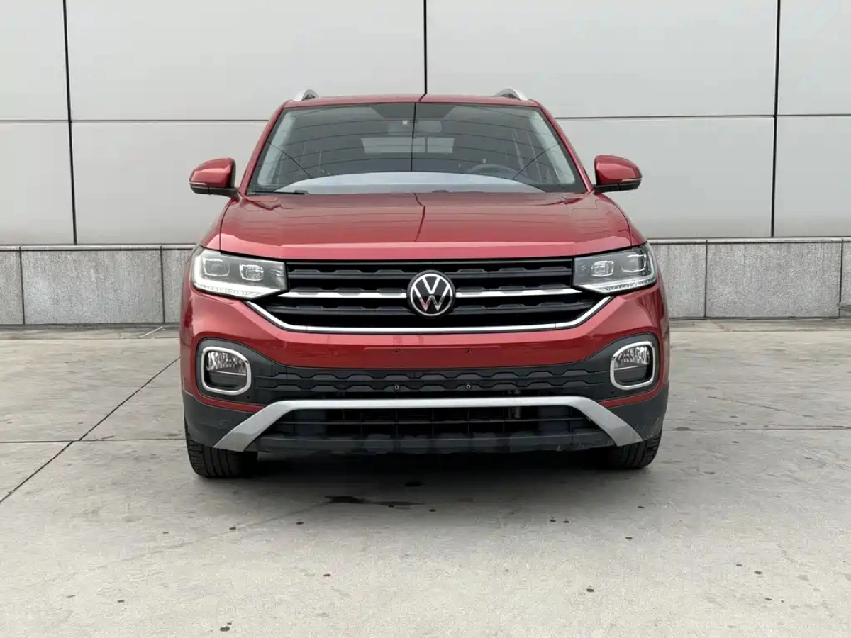 VOLKSWAGEN TACOUA