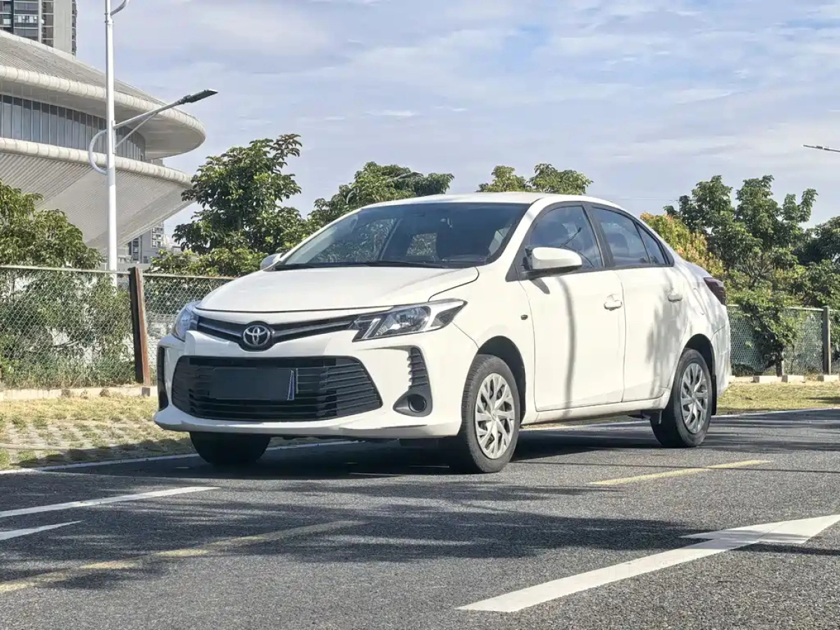 TOYOTA VIOS