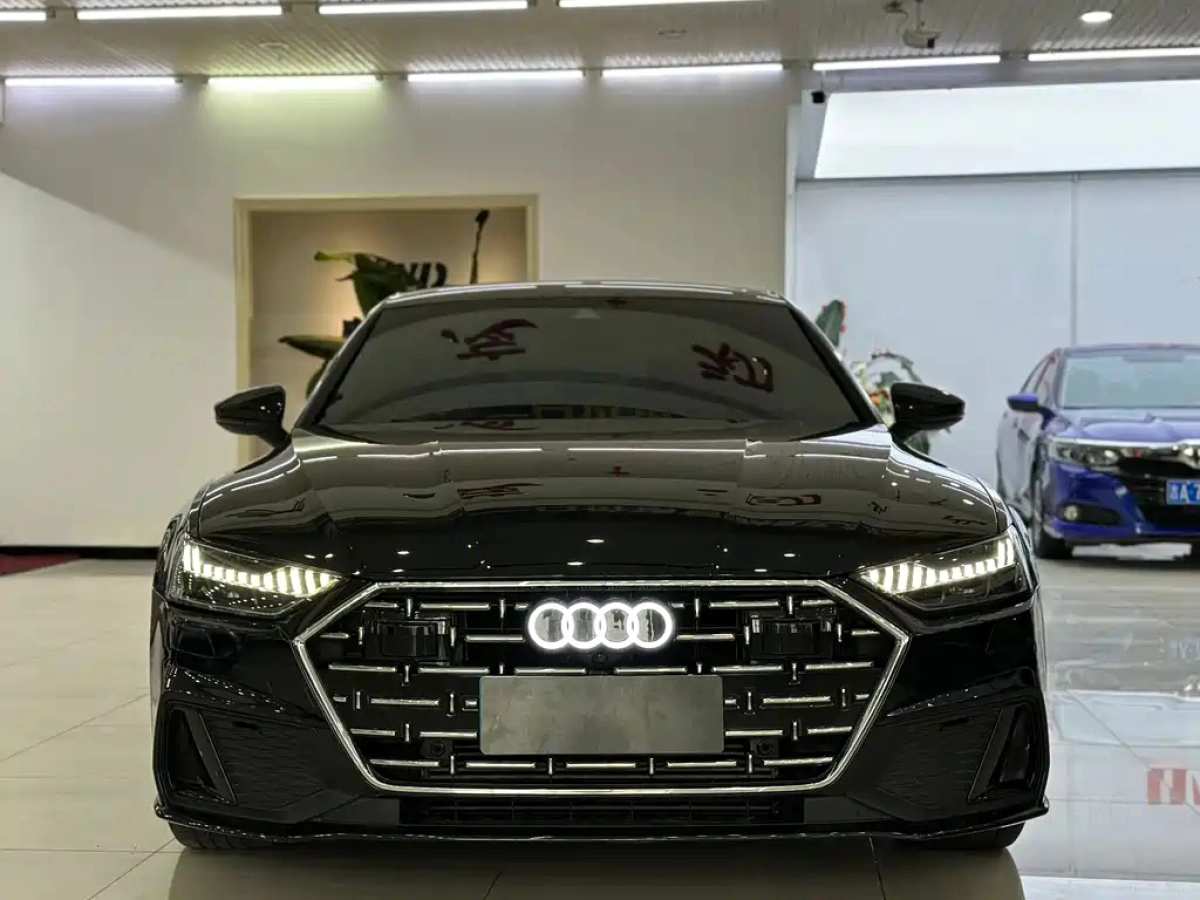 AUDI A7L