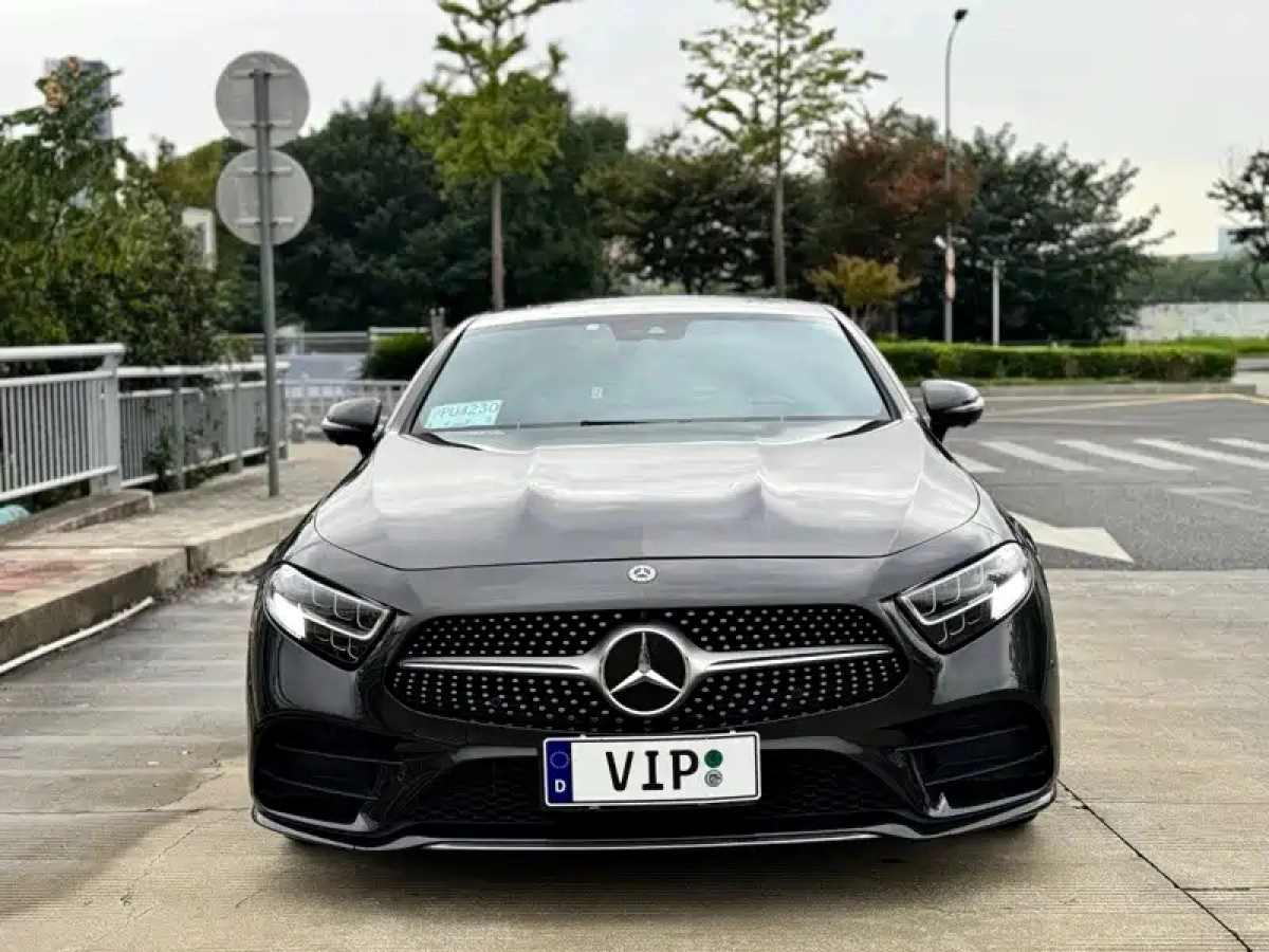 MERCEDES BENZ CLS