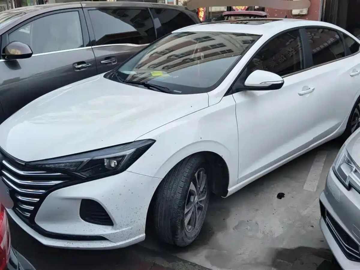 CHANGAN EADO  2020