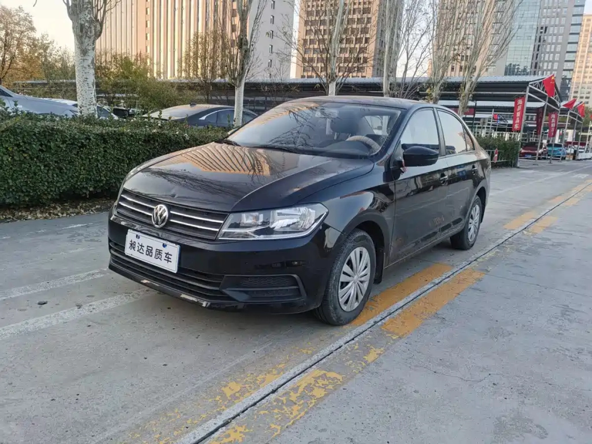 VOLKSWAGEN SANTANA  2021