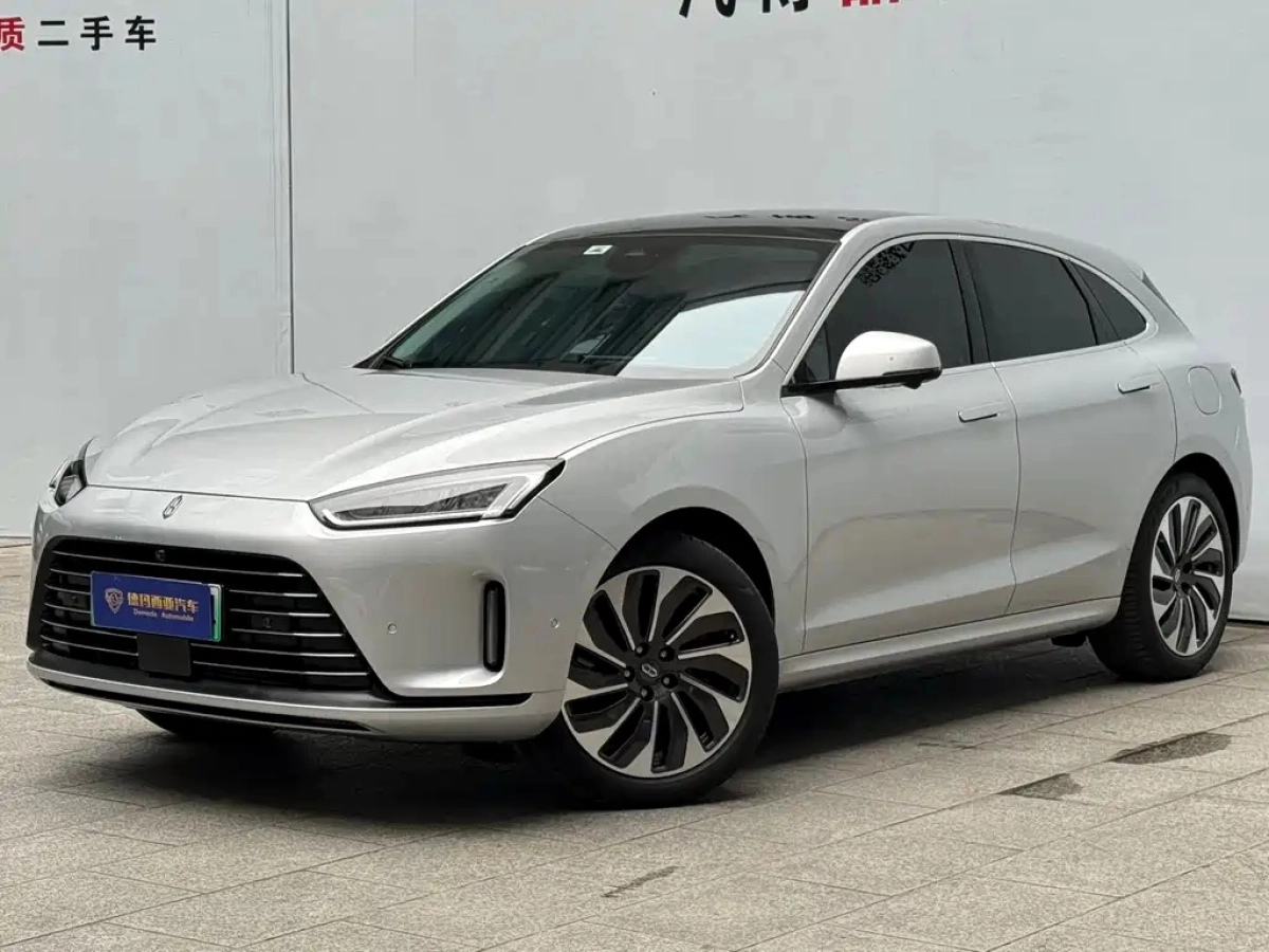 HUAWEI HARMON AITO M5  2022