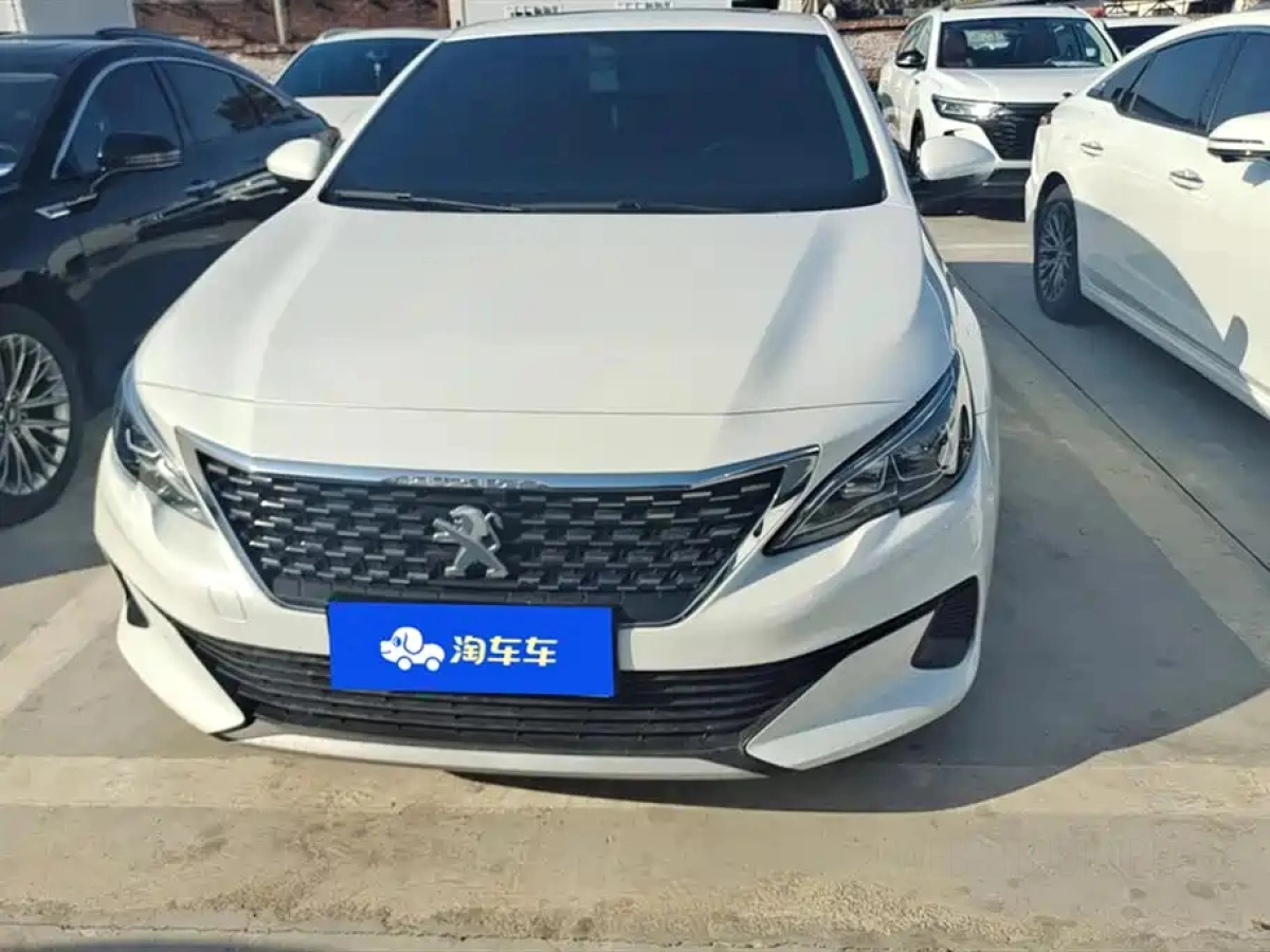 PEUGEOT 408